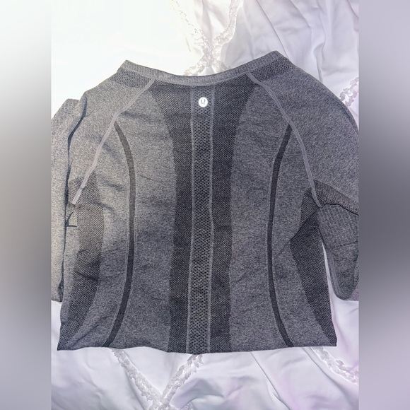 Lululemon Long Sleeve Swiftly Top Size 6 in Heathered Grey - Picture 4 of 4